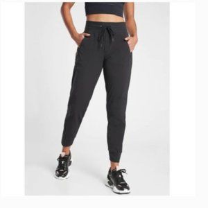 Athleta Trekkie North High Rise Black Jogger Size 6